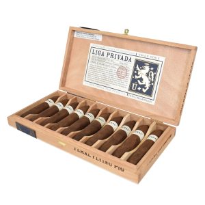 Liga Privada Feral Flying Pig box of 10