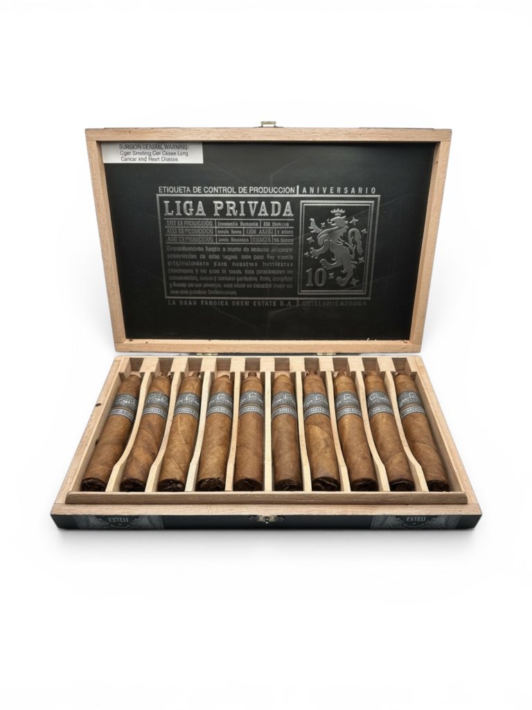 Liga Privada 10 Aniversario Robusto box open front